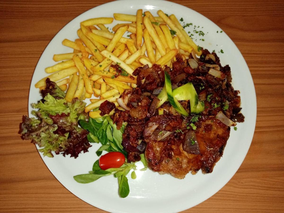 Ranc Esadera Hotel Zatavi ภายนอก รูปภาพ